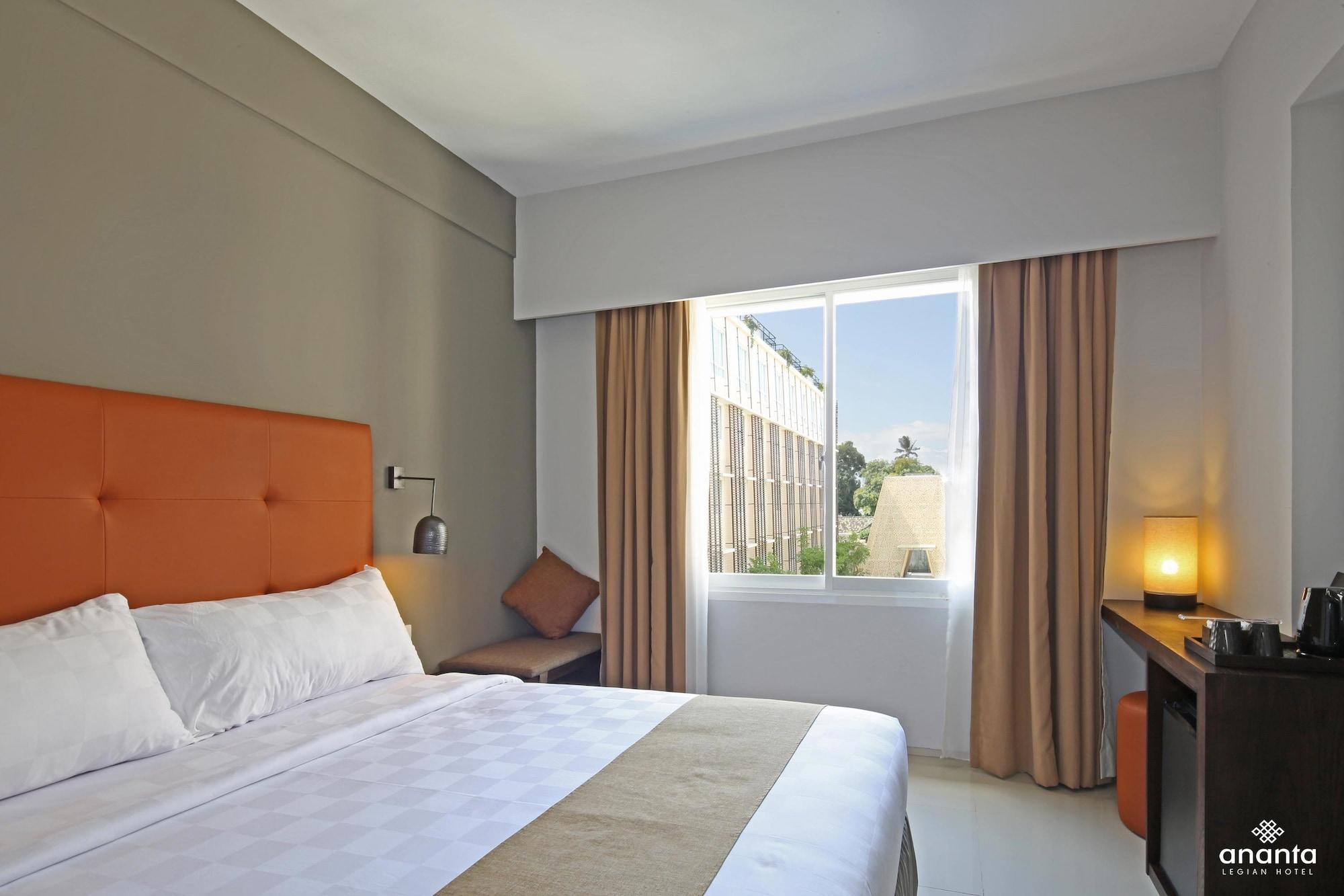 Ananta Legian Hotel Exterior foto